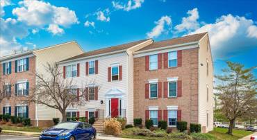 117 FORT EVANS RD SE #A, LEESBURG, Virginia 20175, 2 Bedrooms Bedrooms, ,2 BathroomsBathrooms,Residential,For sale,117 FORT EVANS RD SE #A,VALO2112010 MLS # VALO2112010