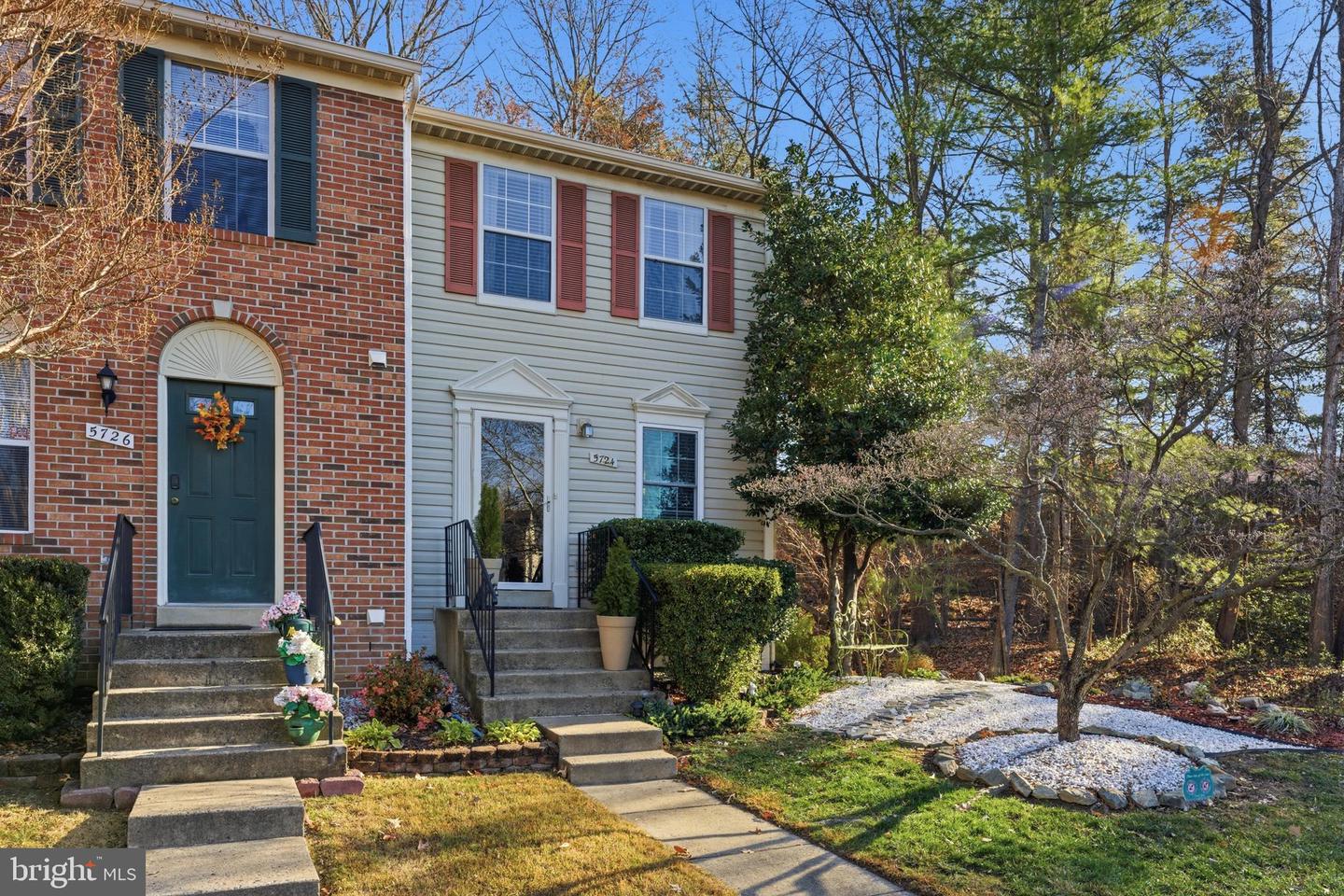 5724 HARRIER DR, CLIFTON, Virginia 20124, 2 Bedrooms Bedrooms, ,3 BathroomsBathrooms,Residential,For sale,5724 HARRIER DR,VAFX2281506 MLS # VAFX2281506