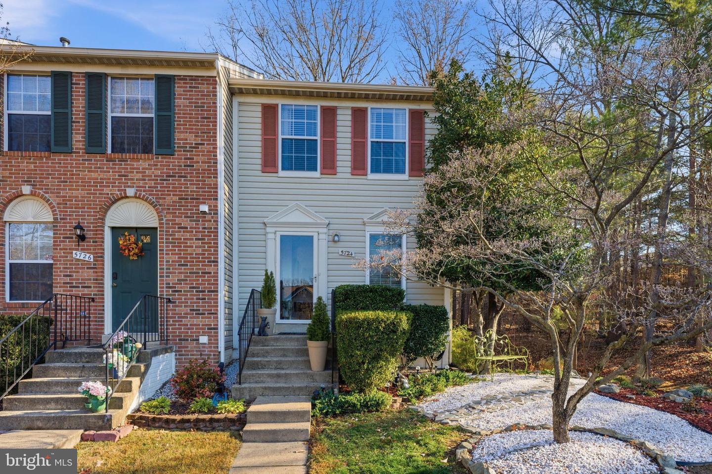 5724 HARRIER DR, CLIFTON, Virginia 20124, 2 Bedrooms Bedrooms, ,3 BathroomsBathrooms,Residential,For sale,5724 HARRIER DR,VAFX2281506 MLS # VAFX2281506