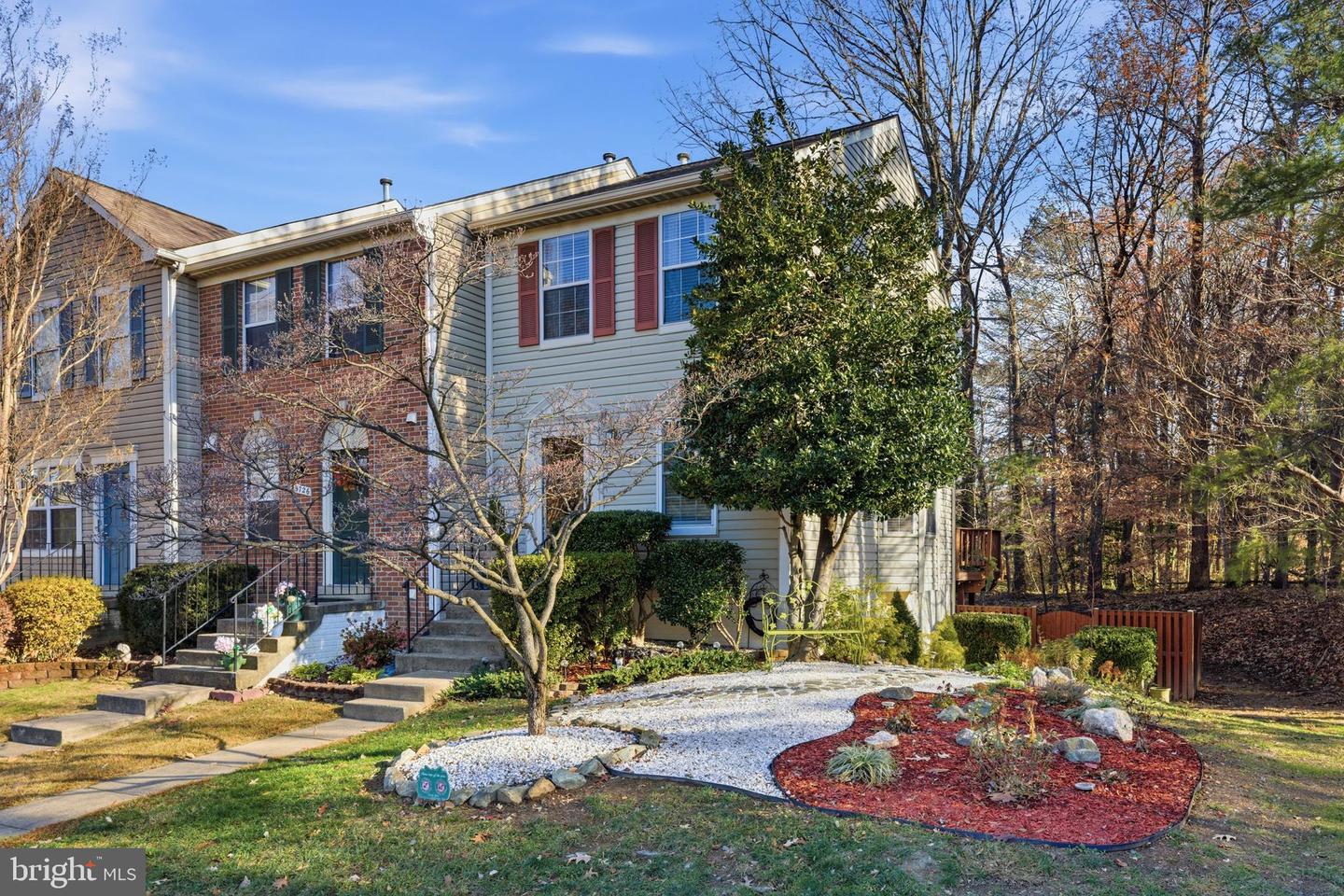 5724 HARRIER DR, CLIFTON, Virginia 20124, 2 Bedrooms Bedrooms, ,3 BathroomsBathrooms,Residential,For sale,5724 HARRIER DR,VAFX2281506 MLS # VAFX2281506