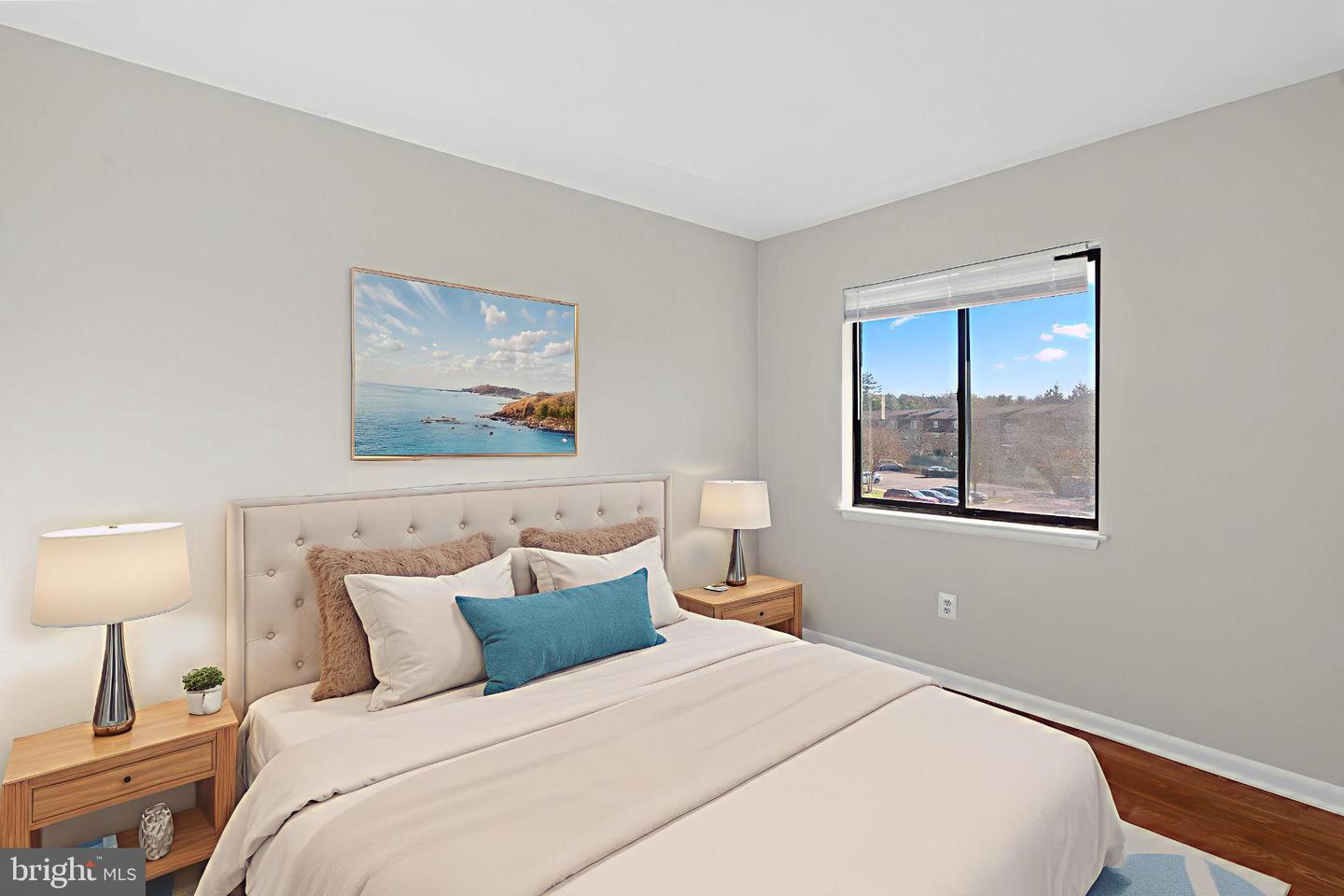 7616 SAVANNAH ST #16/201, FALLS CHURCH, Virginia 22043, 3 Bedrooms Bedrooms, 4 Rooms Rooms,1 BathroomBathrooms,Residential,For sale,7616 SAVANNAH ST #16/201,VAFX2281518 MLS # VAFX2281518