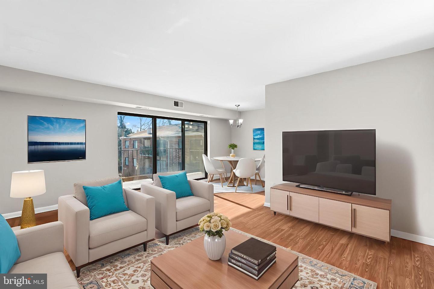 7616 SAVANNAH ST #16/201, FALLS CHURCH, Virginia 22043, 3 Bedrooms Bedrooms, 4 Rooms Rooms,1 BathroomBathrooms,Residential,For sale,7616 SAVANNAH ST #16/201,VAFX2281518 MLS # VAFX2281518