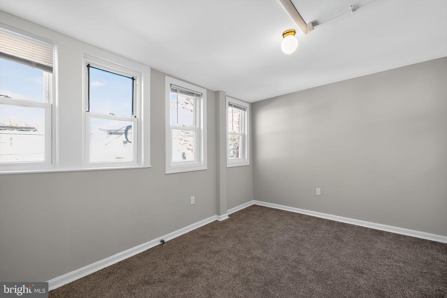 909 DECATUR ST NW, WASHINGTON, District Of Columbia 20011, 3 Bedrooms Bedrooms, ,1 BathroomBathrooms,Residential,For sale,909 DECATUR ST NW,DCDC2233920 MLS # DCDC2233920