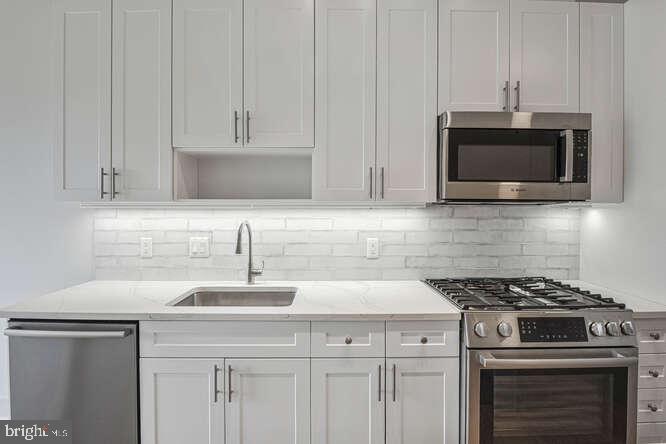 6803 CAMERON DR NW #314, WASHINGTON, District Of Columbia 20012, 4 Bedrooms Bedrooms, ,1 BathroomBathrooms,Residential,For sale,6803 CAMERON DR NW #314,DCDC2233922 MLS # DCDC2233922