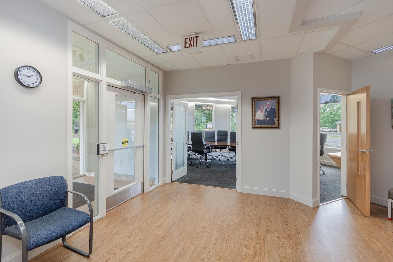 530 NEFF AVE, HARRISONBURG, Virginia 22801, ,Commercial,530 NEFF AVE,665386 MLS # 665386 530 NEFF AVE, HARRISONBURG, Virginia 22801, ,Commercial,530 NEFF AVE,665386 MLS # 665386