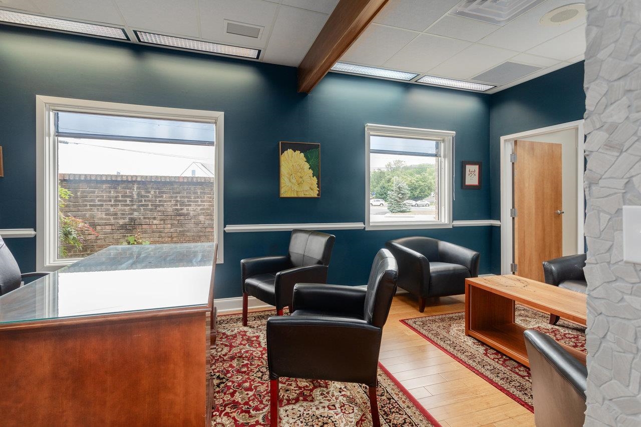 530 NEFF AVE, HARRISONBURG, Virginia 22801, ,Commercial,530 NEFF AVE,665386 MLS # 665386 530 NEFF AVE, HARRISONBURG, Virginia 22801, ,Commercial,530 NEFF AVE,665386 MLS # 665386