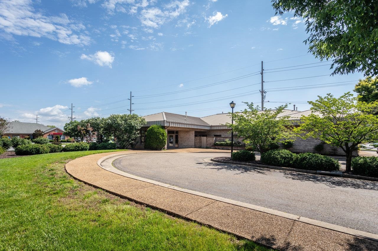 530 NEFF AVE, HARRISONBURG, Virginia 22801, ,Commercial,530 NEFF AVE,665386 MLS # 665386 530 NEFF AVE, HARRISONBURG, Virginia 22801, ,Commercial,530 NEFF AVE,665386 MLS # 665386