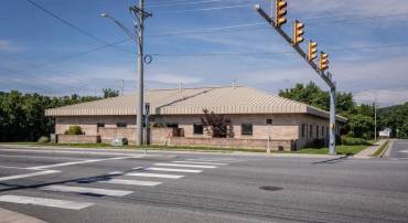 530 NEFF AVE, HARRISONBURG, Virginia 22801, ,Commercial,530 NEFF AVE,665386 MLS # 665386