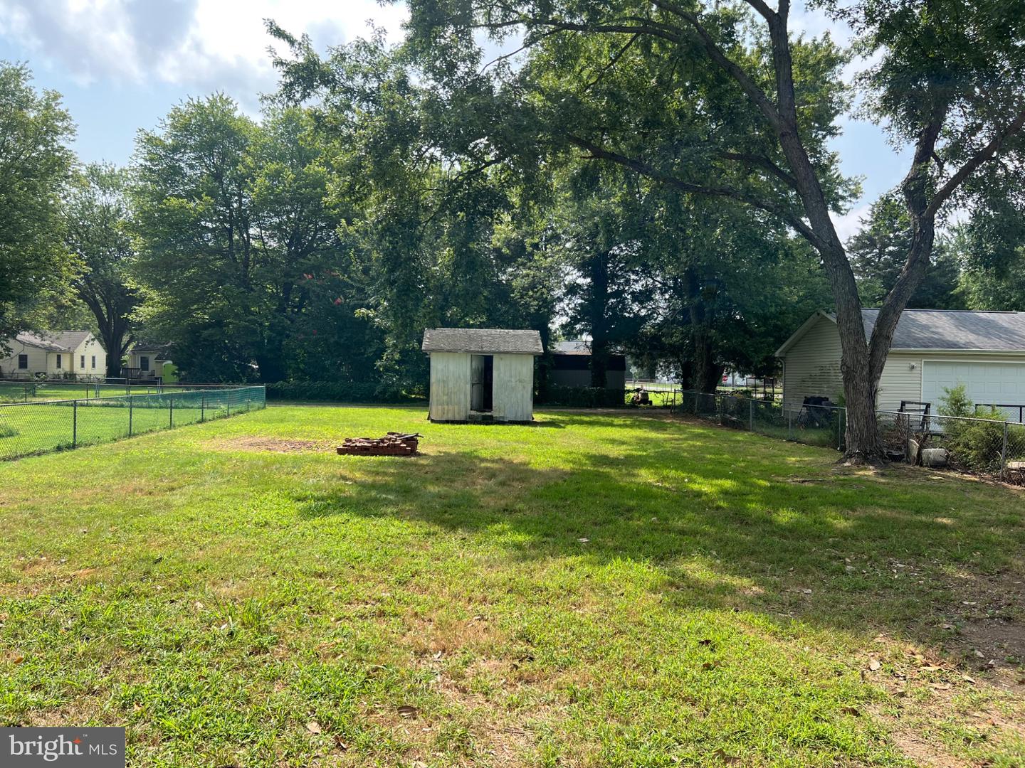 222 MIMOSA AVE, COLONIAL BEACH, Virginia 22443, 3 Bedrooms Bedrooms, 7 Rooms Rooms,1 BathroomBathrooms,Residential,For sale,222 MIMOSA AVE,VAWE2008502 MLS # VAWE2008502