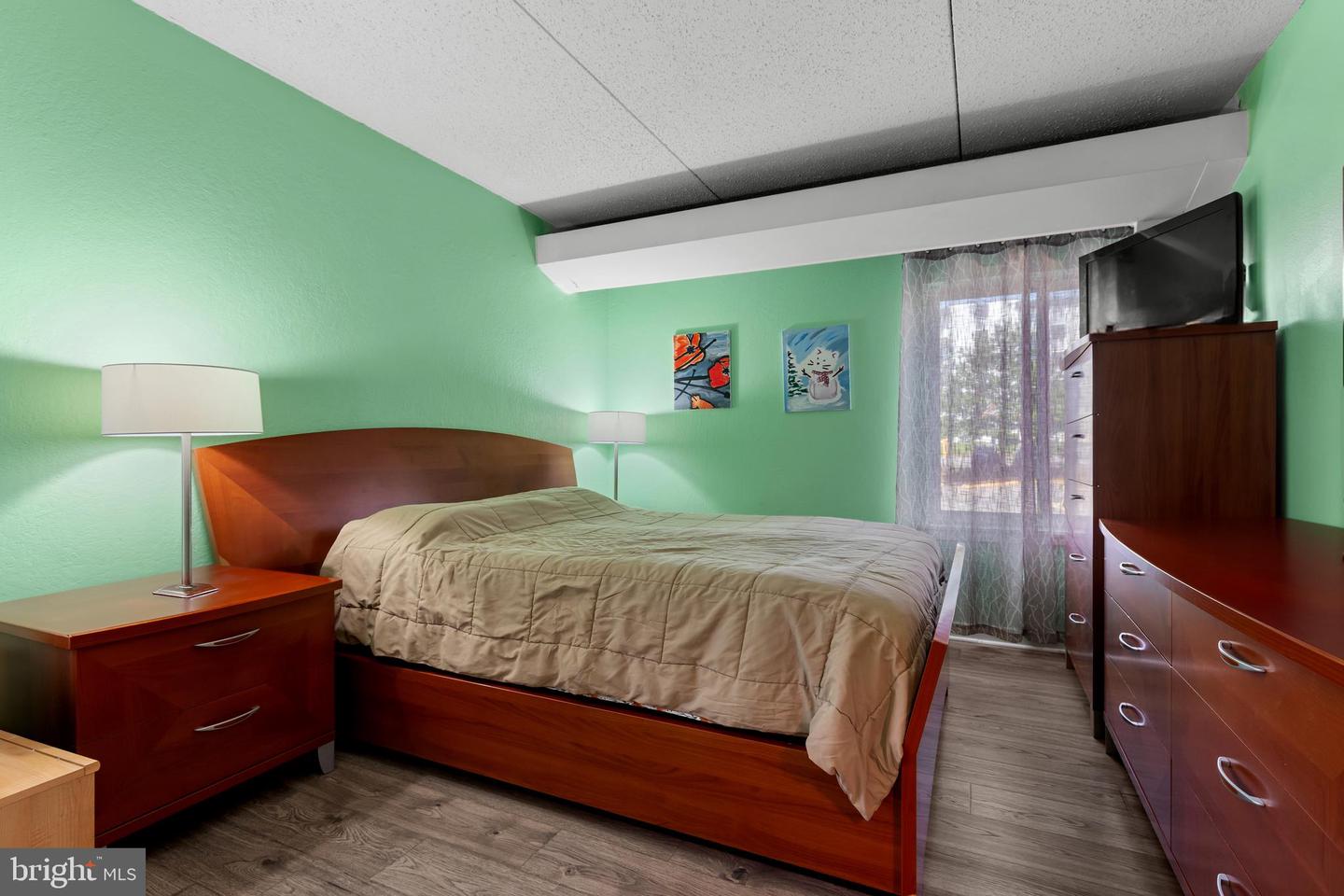 75 S REYNOLDS ST #101, ALEXANDRIA, Virginia 22304, 2 Bedrooms Bedrooms, ,2 BathroomsBathrooms,Residential,For sale,75 S REYNOLDS ST #101,VAAX2046886 MLS # VAAX2046886