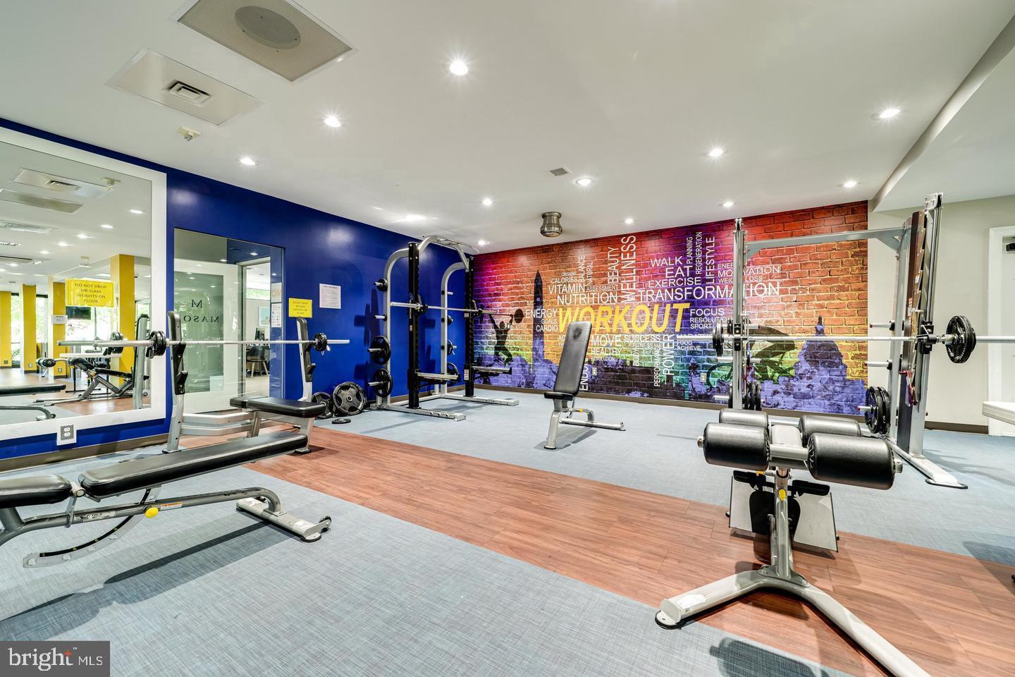 75 S REYNOLDS ST #101, ALEXANDRIA, Virginia 22304, 2 Bedrooms Bedrooms, ,2 BathroomsBathrooms,Residential,For sale,75 S REYNOLDS ST #101,VAAX2046886 MLS # VAAX2046886