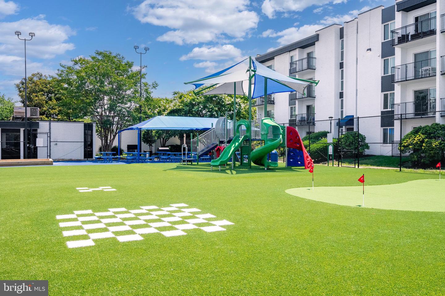 75 S REYNOLDS ST #101, ALEXANDRIA, Virginia 22304, 2 Bedrooms Bedrooms, ,2 BathroomsBathrooms,Residential,For sale,75 S REYNOLDS ST #101,VAAX2046886 MLS # VAAX2046886