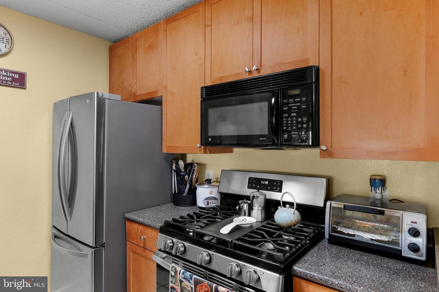 75 S REYNOLDS ST #101, ALEXANDRIA, Virginia 22304, 2 Bedrooms Bedrooms, ,2 BathroomsBathrooms,Residential,For sale,75 S REYNOLDS ST #101,VAAX2046886 MLS # VAAX2046886