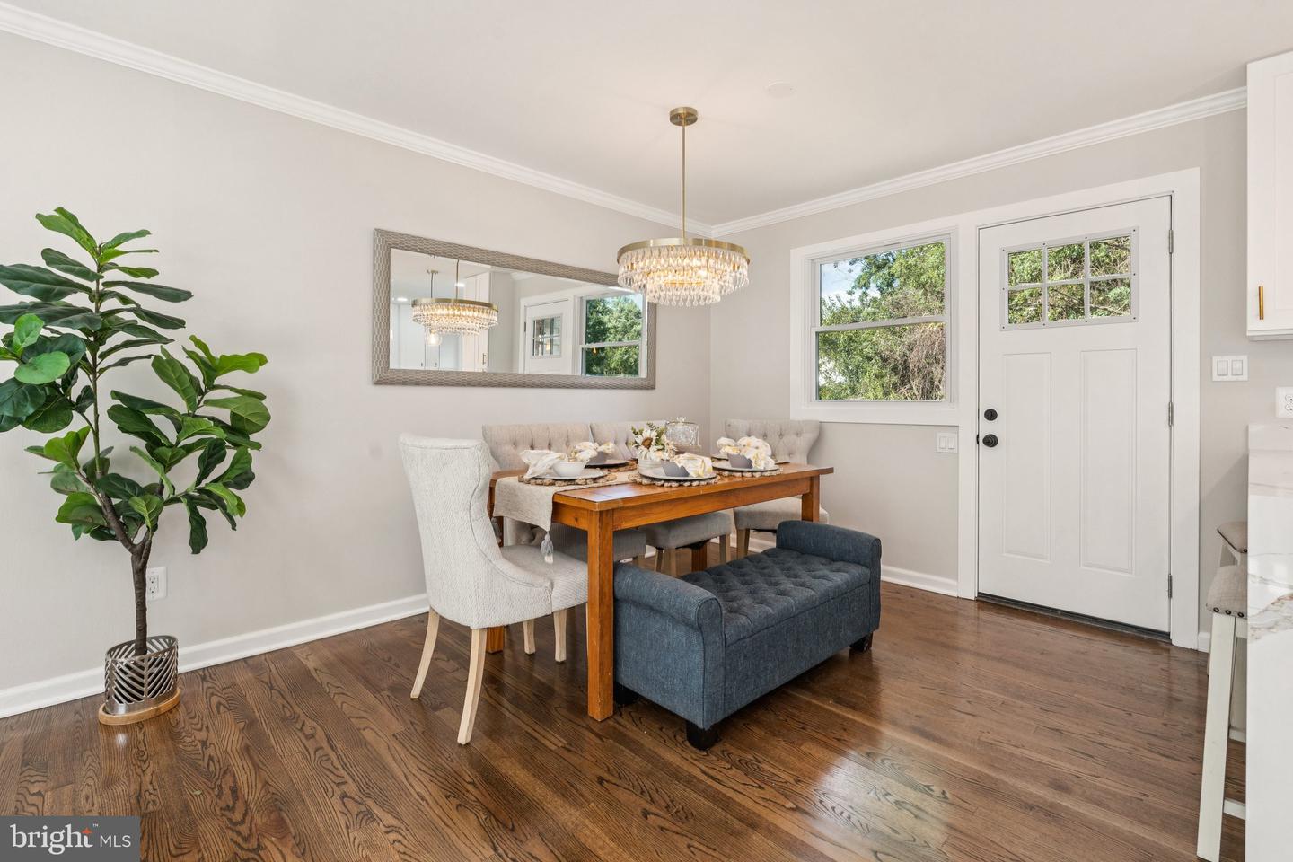 3506 QUEEN ANNE DR, FAIRFAX, Virginia 22030, 5 Bedrooms Bedrooms, ,3 BathroomsBathrooms,Residential,For sale,3506 QUEEN ANNE DR,VAFC2006750 MLS # VAFC2006750