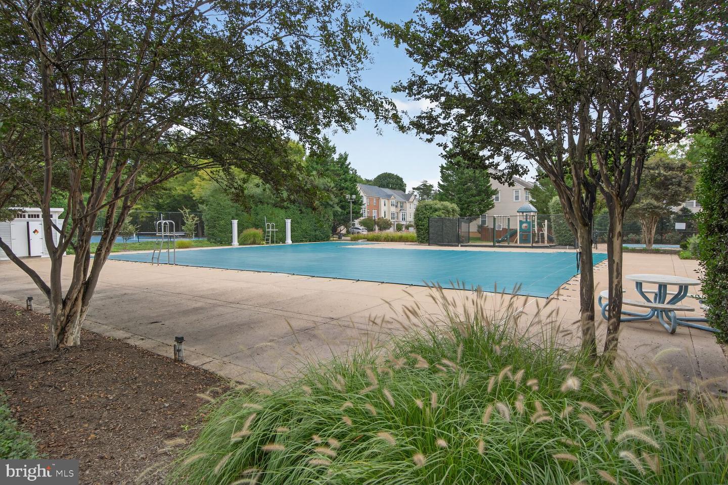 5986 MANORWOOD DR, CENTREVILLE, Virginia 20120, 3 Bedrooms Bedrooms, ,2 BathroomsBathrooms,Residential,For sale,5986 MANORWOOD DR,VAFX2262718 MLS # VAFX2262718 5986 MANORWOOD DR, CENTREVILLE, Virginia 20120, 3 Bedrooms Bedrooms, ,2 BathroomsBathrooms,Residential,For sale,5986 MANORWOOD DR,VAFX2262718 MLS # VAFX2262718