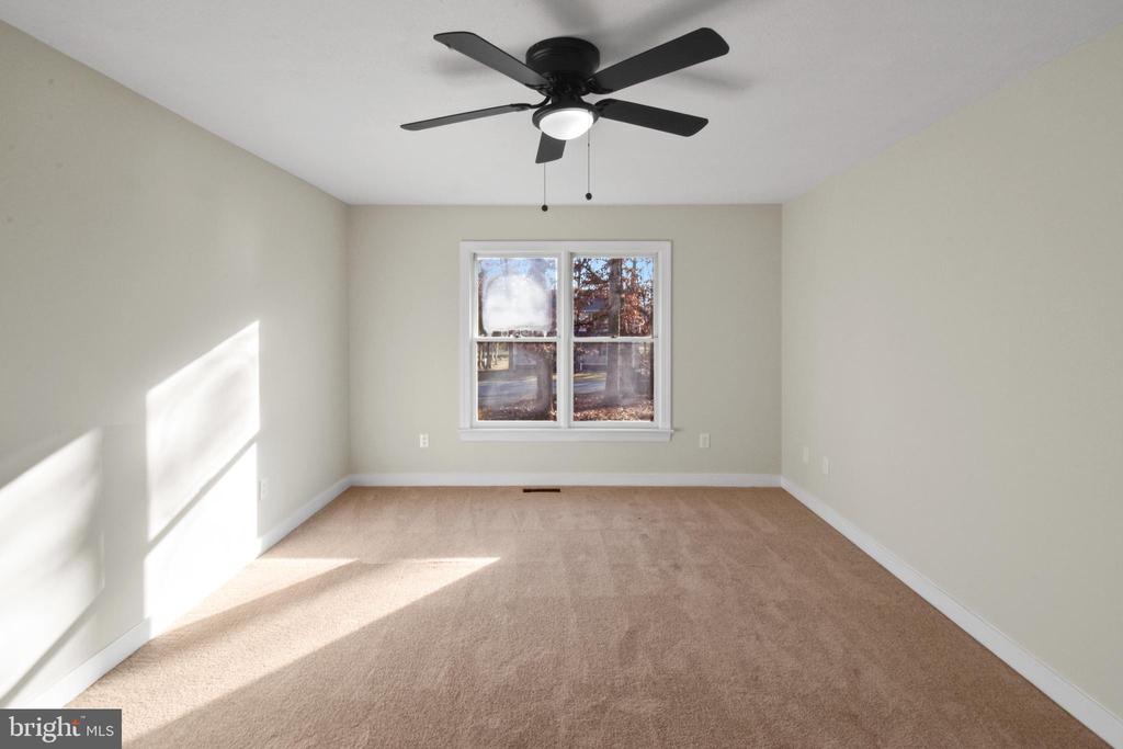 142 JEFFERSON DR, PALMYRA, Virginia 22963, 3 Bedrooms Bedrooms, ,2 BathroomsBathrooms,Residential,142 JEFFERSON DR,VAFN2000562 MLS # VAFN2000562