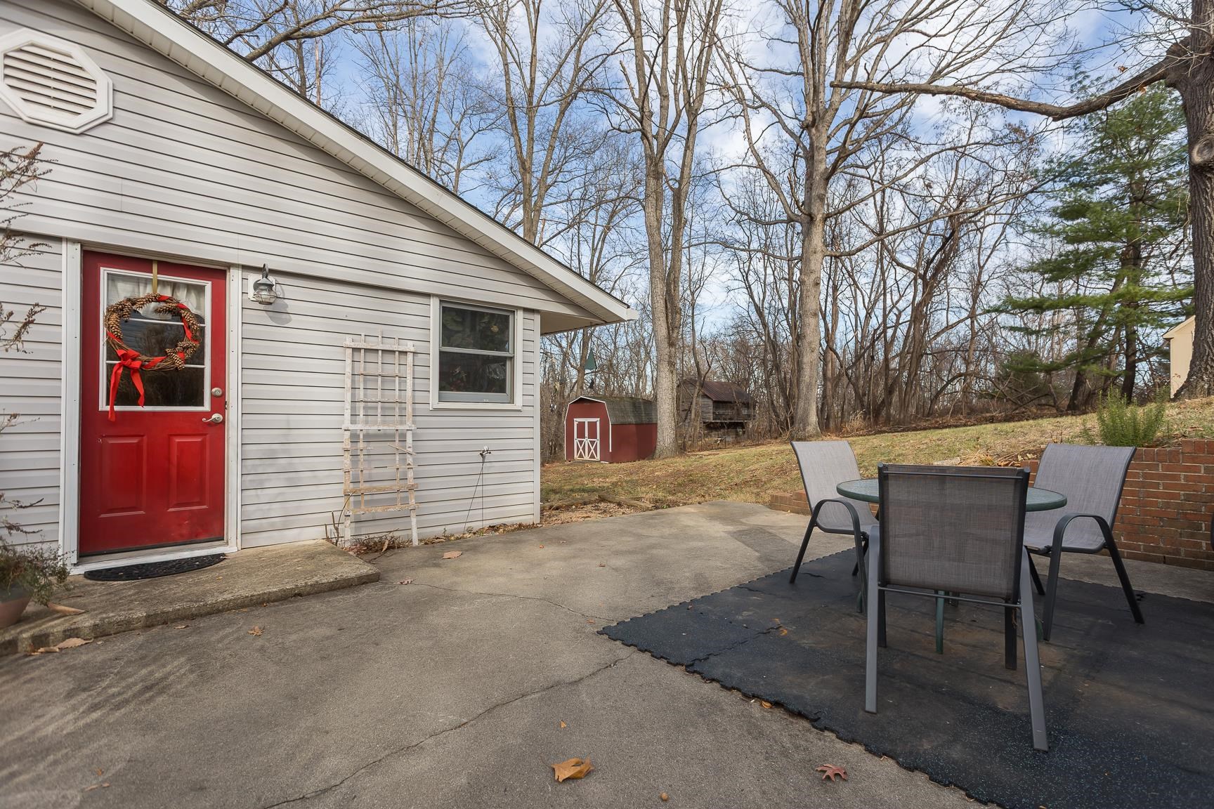 909 CRESTWOOD DR, STAUNTON, Virginia 24401, 3 Bedrooms Bedrooms, ,2 BathroomsBathrooms,Residential,909 CRESTWOOD DR,671636 MLS # 671636 909 CRESTWOOD DR, STAUNTON, Virginia 24401, 3 Bedrooms Bedrooms, ,2 BathroomsBathrooms,Residential,909 CRESTWOOD DR,671636 MLS # 671636