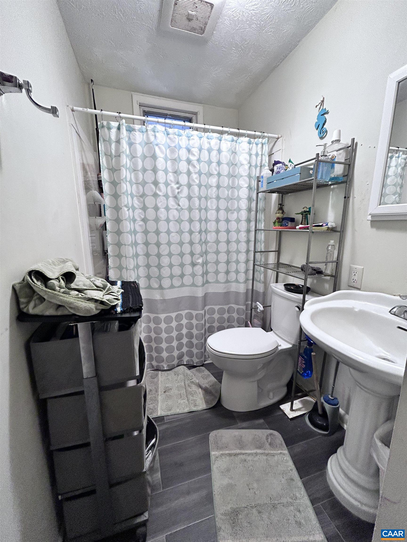 2003 SWEET HOLLOW LN, CHARLOTTESVILLE, Virginia 22903, 3 Bedrooms Bedrooms, ,1 BathroomBathrooms,Residential,2003 SWEET HOLLOW LN,671638 MLS # 671638