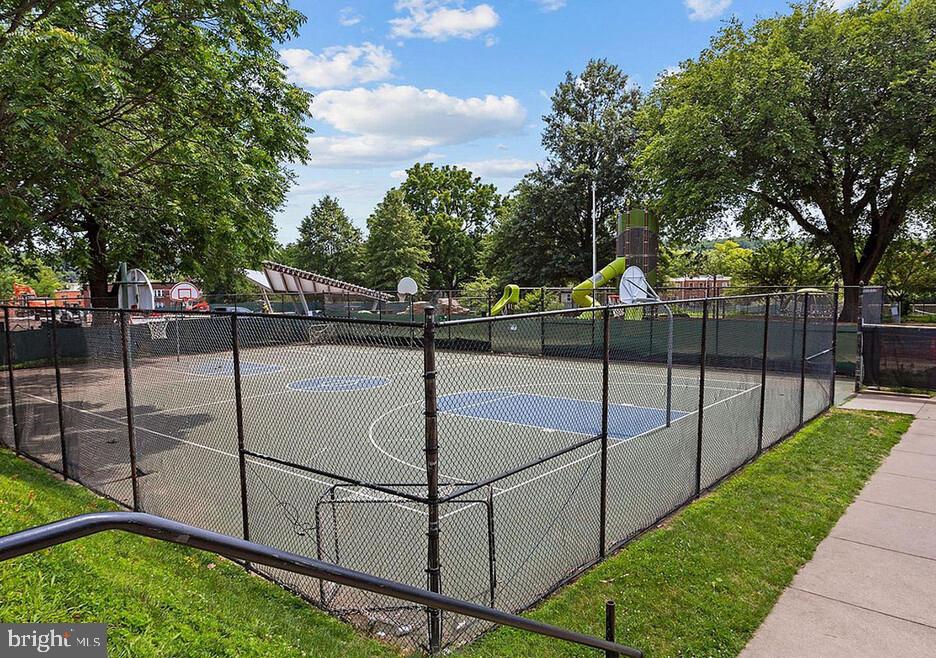 4545 MACARTHUR BLVD NW #G7, WASHINGTON, District Of Columbia 20007, 1 Bedroom Bedrooms, ,1 BathroomBathrooms,Residential,For sale,4545 MACARTHUR BLVD NW #G7,DCDC2225864 MLS # DCDC2225864