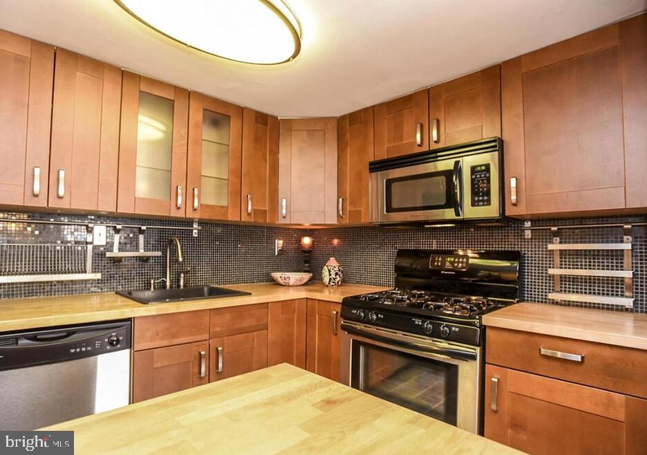 4545 MACARTHUR BLVD NW #G7, WASHINGTON, District Of Columbia 20007, 1 Bedroom Bedrooms, ,1 BathroomBathrooms,Residential,For sale,4545 MACARTHUR BLVD NW #G7,DCDC2225864 MLS # DCDC2225864