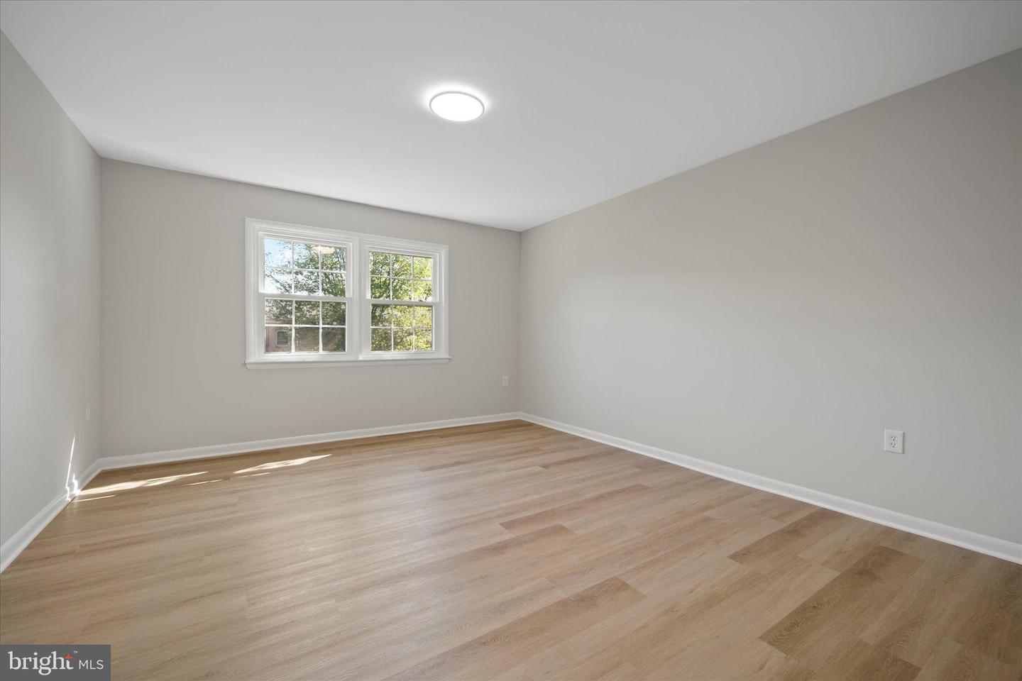 9491 FAIRFAX BLVD #303, FAIRFAX, Virginia 22031, 1 Bedroom Bedrooms, 2 Rooms Rooms,1 BathroomBathrooms,Residential,For sale,9491 FAIRFAX BLVD #303,VAFC2007150 MLS # VAFC2007150