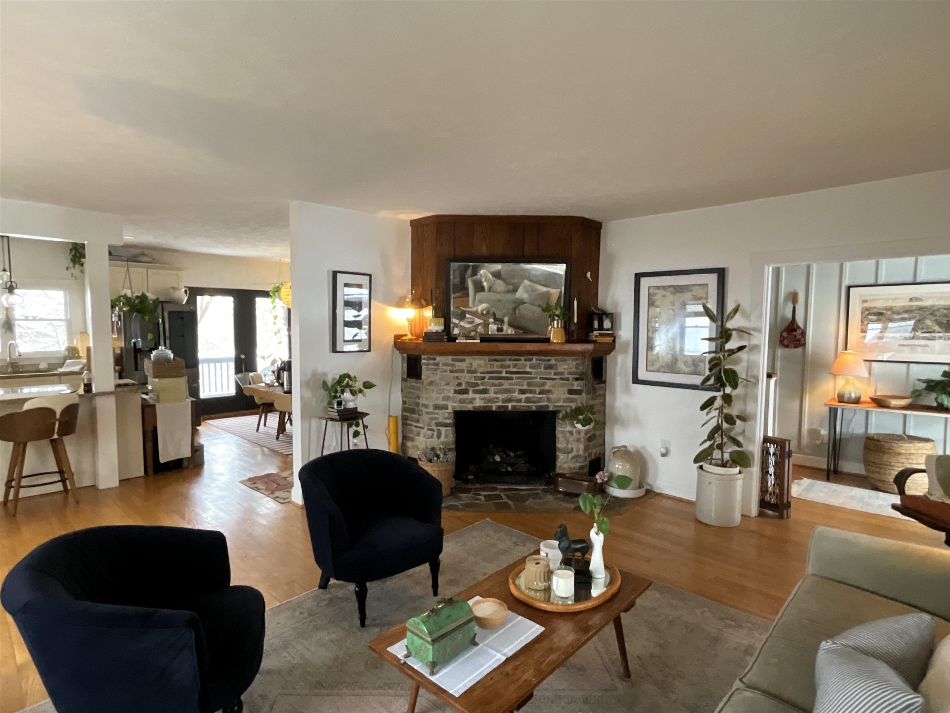 816 PARKVIEW AVE, STAUNTON, Virginia 24401, 4 Bedrooms Bedrooms, ,2 BathroomsBathrooms,Residential,816 PARKVIEW AVE,671661 MLS # 671661 816 PARKVIEW AVE, STAUNTON, Virginia 24401, 4 Bedrooms Bedrooms, ,2 BathroomsBathrooms,Residential,816 PARKVIEW AVE,671661 MLS # 671661