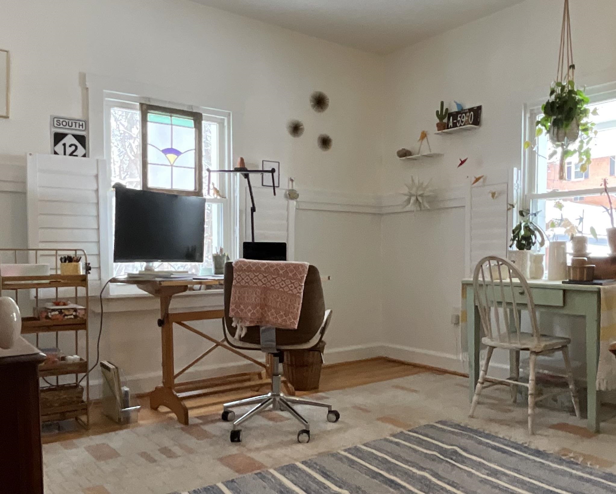 816 PARKVIEW AVE, STAUNTON, Virginia 24401, 4 Bedrooms Bedrooms, ,2 BathroomsBathrooms,Residential,816 PARKVIEW AVE,671661 MLS # 671661 816 PARKVIEW AVE, STAUNTON, Virginia 24401, 4 Bedrooms Bedrooms, ,2 BathroomsBathrooms,Residential,816 PARKVIEW AVE,671661 MLS # 671661