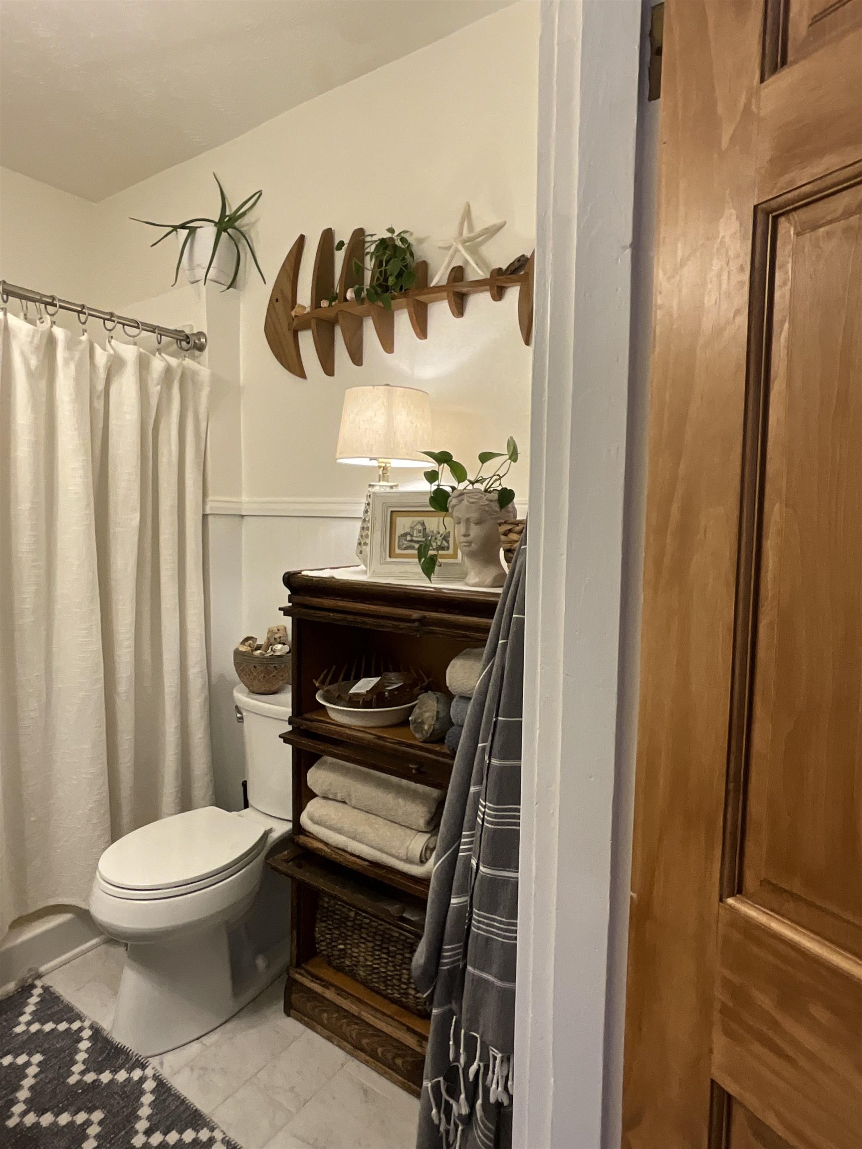 816 PARKVIEW AVE, STAUNTON, Virginia 24401, 4 Bedrooms Bedrooms, ,2 BathroomsBathrooms,Residential,816 PARKVIEW AVE,671661 MLS # 671661 816 PARKVIEW AVE, STAUNTON, Virginia 24401, 4 Bedrooms Bedrooms, ,2 BathroomsBathrooms,Residential,816 PARKVIEW AVE,671661 MLS # 671661