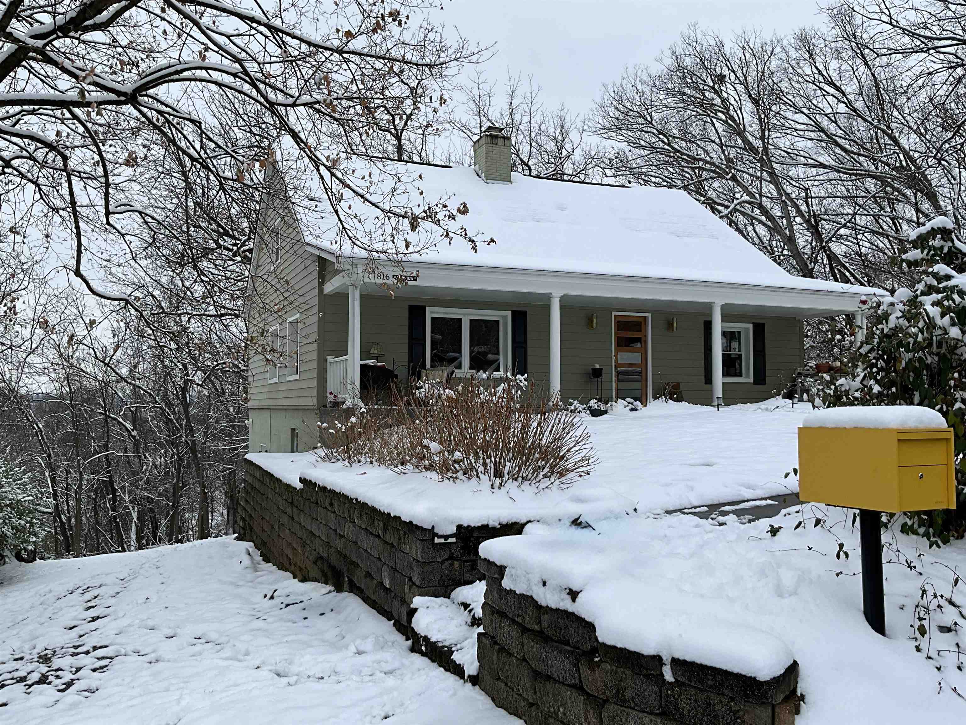 816 PARKVIEW AVE, STAUNTON, Virginia 24401, 4 Bedrooms Bedrooms, ,2 BathroomsBathrooms,Residential,816 PARKVIEW AVE,671661 MLS # 671661 816 PARKVIEW AVE, STAUNTON, Virginia 24401, 4 Bedrooms Bedrooms, ,2 BathroomsBathrooms,Residential,816 PARKVIEW AVE,671661 MLS # 671661