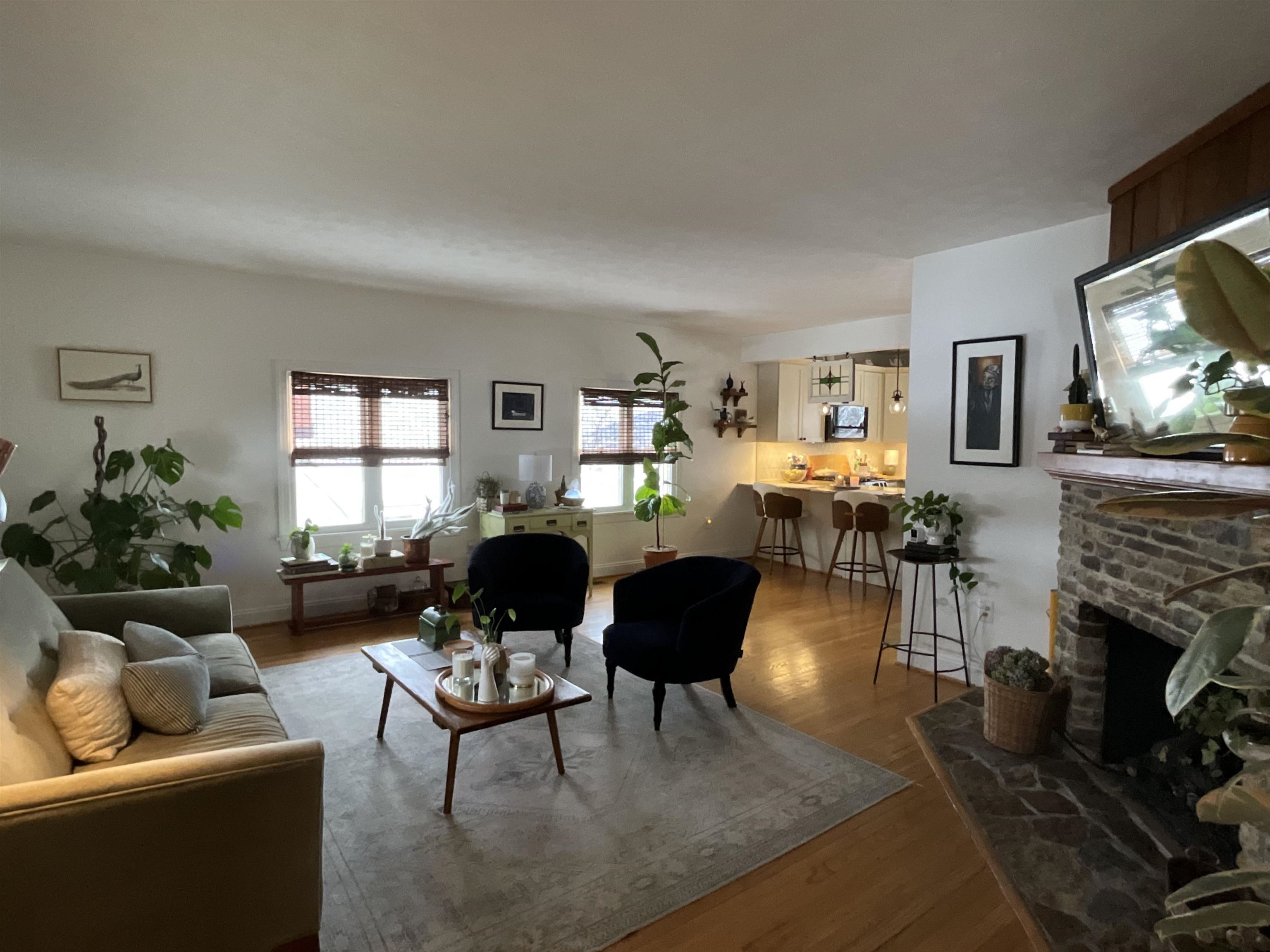 816 PARKVIEW AVE, STAUNTON, Virginia 24401, 4 Bedrooms Bedrooms, ,2 BathroomsBathrooms,Residential,816 PARKVIEW AVE,671661 MLS # 671661 816 PARKVIEW AVE, STAUNTON, Virginia 24401, 4 Bedrooms Bedrooms, ,2 BathroomsBathrooms,Residential,816 PARKVIEW AVE,671661 MLS # 671661