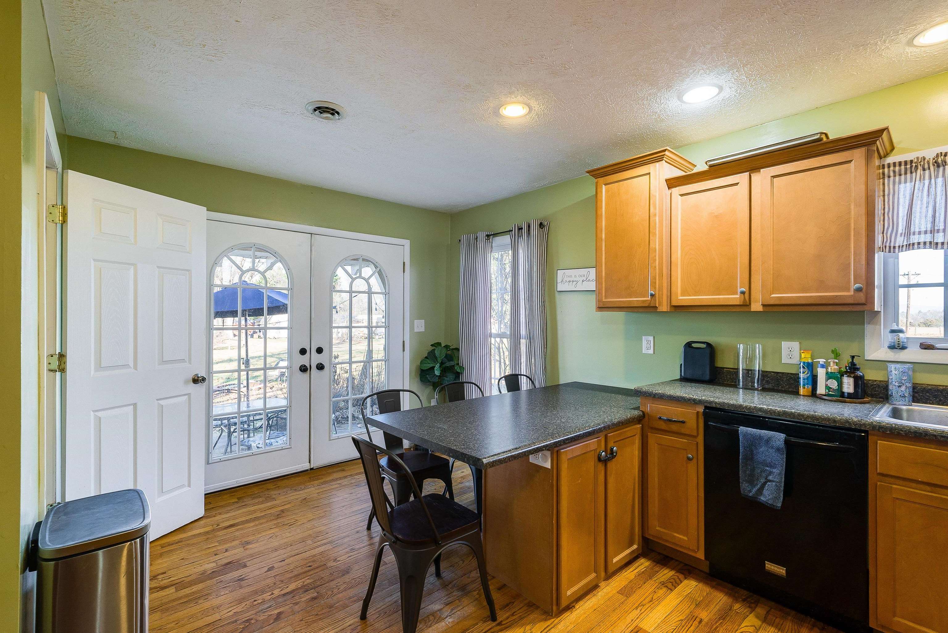 7110 ROCKY BAR RD, ELKTON, Virginia 22827, 5 Bedrooms Bedrooms, ,2 BathroomsBathrooms,Residential,7110 ROCKY BAR RD,671662 MLS # 671662 7110 ROCKY BAR RD, ELKTON, Virginia 22827, 5 Bedrooms Bedrooms, ,2 BathroomsBathrooms,Residential,7110 ROCKY BAR RD,671662 MLS # 671662