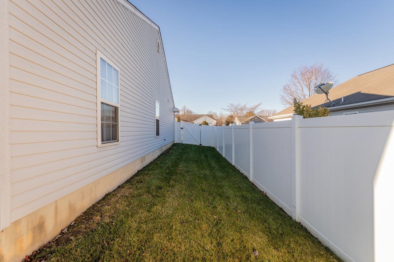 42 CLAYTON CT, WEYERS CAVE, Virginia 24486, 4 Bedrooms Bedrooms, ,2 BathroomsBathrooms,Residential,42 CLAYTON CT,671664 MLS # 671664 42 CLAYTON CT, WEYERS CAVE, Virginia 24486, 4 Bedrooms Bedrooms, ,2 BathroomsBathrooms,Residential,42 CLAYTON CT,671664 MLS # 671664