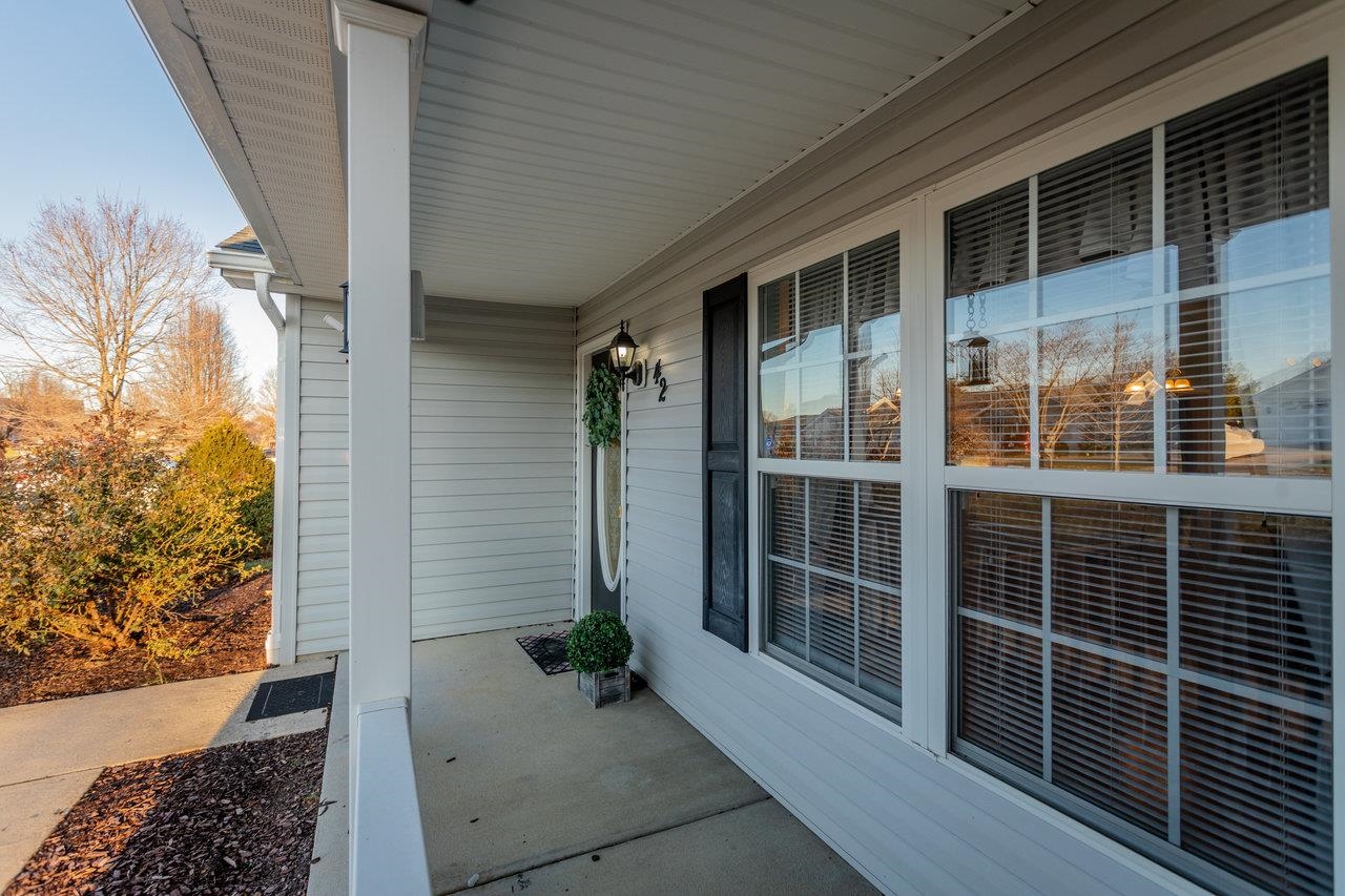 42 CLAYTON CT, WEYERS CAVE, Virginia 24486, 4 Bedrooms Bedrooms, ,2 BathroomsBathrooms,Residential,42 CLAYTON CT,671664 MLS # 671664 42 CLAYTON CT, WEYERS CAVE, Virginia 24486, 4 Bedrooms Bedrooms, ,2 BathroomsBathrooms,Residential,42 CLAYTON CT,671664 MLS # 671664