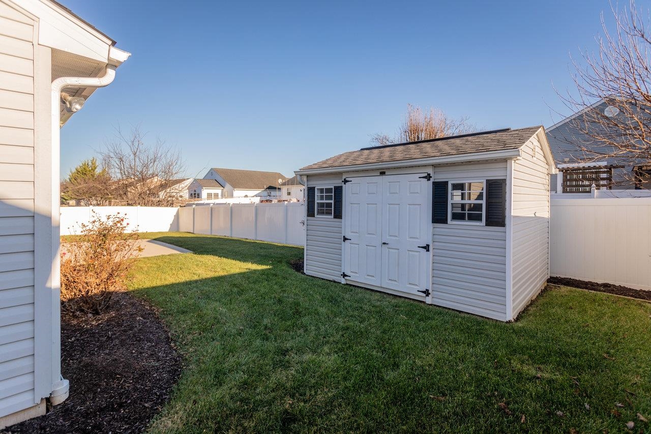 42 CLAYTON CT, WEYERS CAVE, Virginia 24486, 4 Bedrooms Bedrooms, ,2 BathroomsBathrooms,Residential,42 CLAYTON CT,671664 MLS # 671664 42 CLAYTON CT, WEYERS CAVE, Virginia 24486, 4 Bedrooms Bedrooms, ,2 BathroomsBathrooms,Residential,42 CLAYTON CT,671664 MLS # 671664