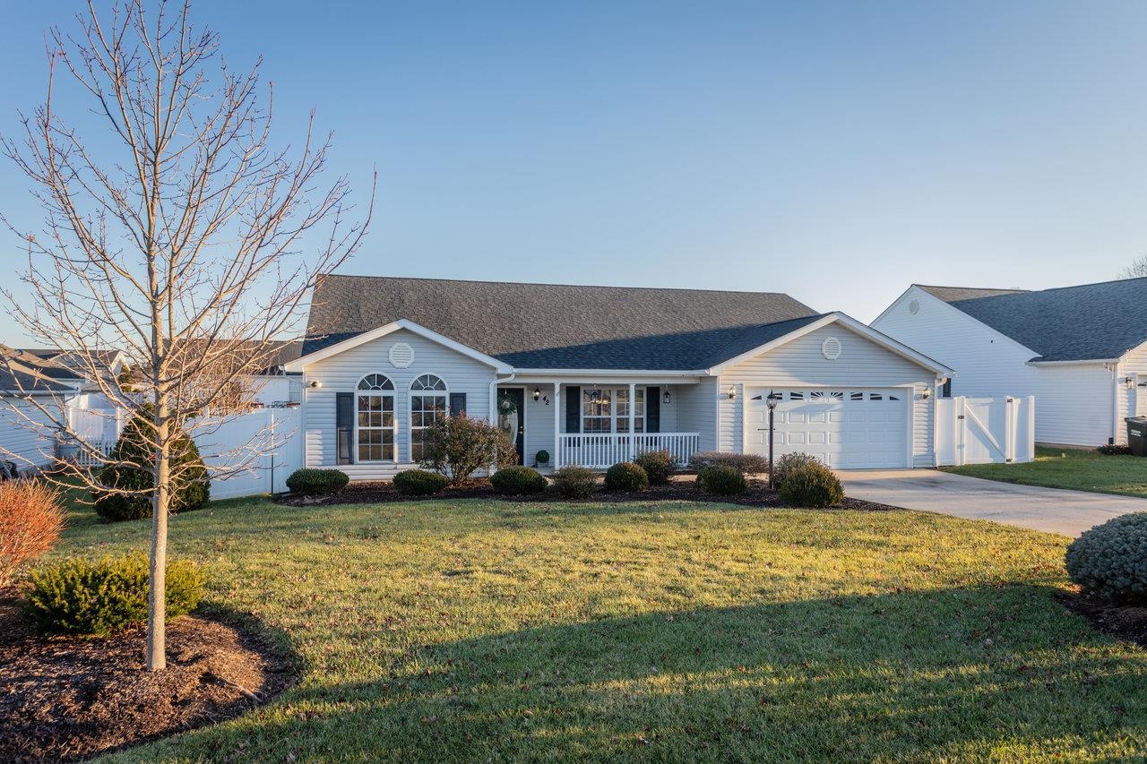 42 CLAYTON CT, WEYERS CAVE, Virginia 24486, 4 Bedrooms Bedrooms, ,2 BathroomsBathrooms,Residential,42 CLAYTON CT,671664 MLS # 671664 42 CLAYTON CT, WEYERS CAVE, Virginia 24486, 4 Bedrooms Bedrooms, ,2 BathroomsBathrooms,Residential,42 CLAYTON CT,671664 MLS # 671664