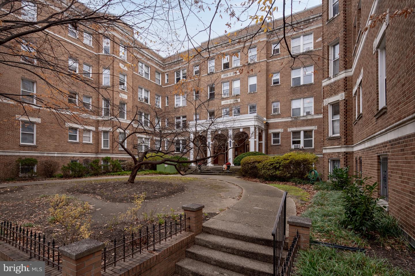 1820 CLYDESDALE PL NW #411, WASHINGTON, District Of Columbia 20009, ,1 BathroomBathrooms,Residential,For sale,1820 CLYDESDALE PL NW #411,DCDC2226868 MLS # DCDC2226868