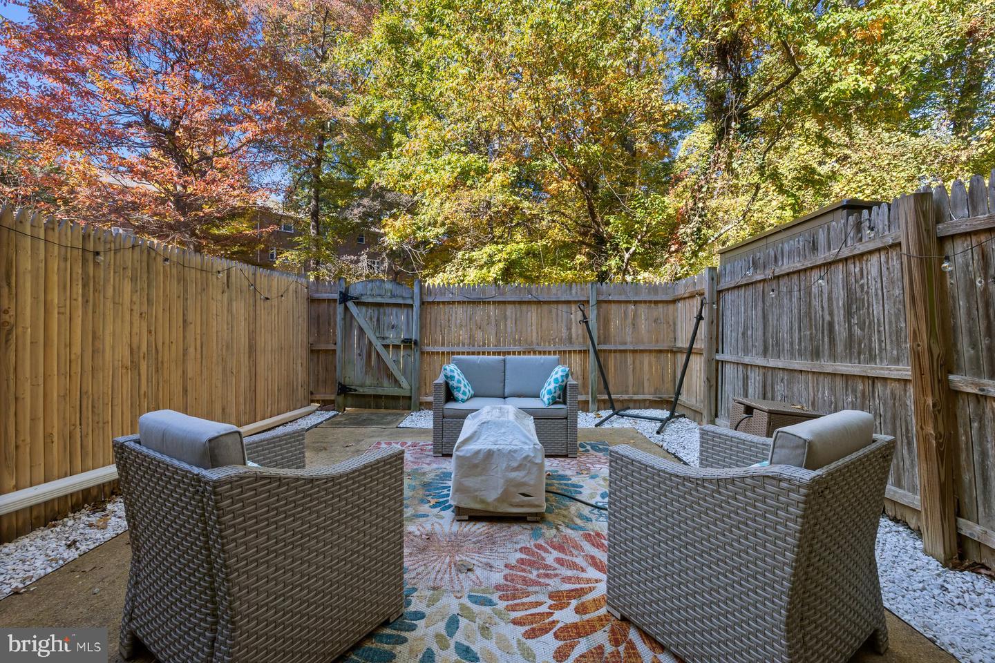 5816 TORINGTON DR #860, SPRINGFIELD, Virginia 22152, 2 Bedrooms Bedrooms, ,1 BathroomBathrooms,Residential,For sale,5816 TORINGTON DR #860,VAFX2274368 MLS # VAFX2274368 5816 TORINGTON DR #860, SPRINGFIELD, Virginia 22152, 2 Bedrooms Bedrooms, ,1 BathroomBathrooms,Residential,For sale,5816 TORINGTON DR #860,VAFX2274368 MLS # VAFX2274368