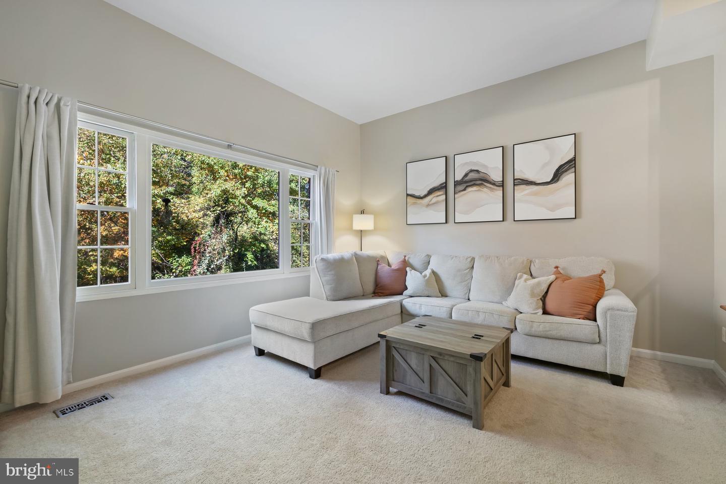 5816 TORINGTON DR #860, SPRINGFIELD, Virginia 22152, 2 Bedrooms Bedrooms, ,1 BathroomBathrooms,Residential,For sale,5816 TORINGTON DR #860,VAFX2274368 MLS # VAFX2274368 5816 TORINGTON DR #860, SPRINGFIELD, Virginia 22152, 2 Bedrooms Bedrooms, ,1 BathroomBathrooms,Residential,For sale,5816 TORINGTON DR #860,VAFX2274368 MLS # VAFX2274368