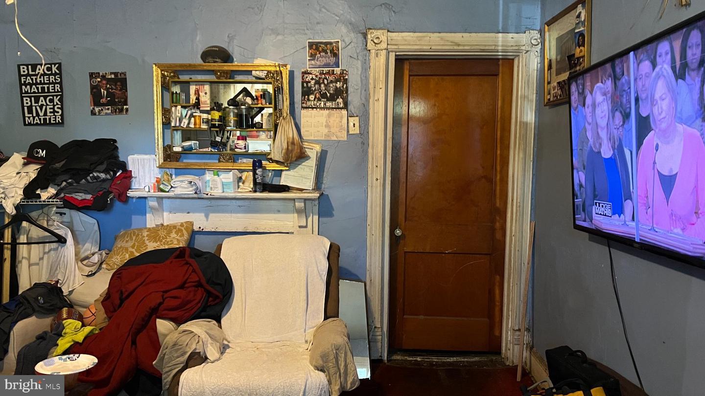 2005 FAIRLAWN AVE SE, WASHINGTON, District Of Columbia 20020, 2 Bedrooms Bedrooms, 3 Rooms Rooms,1 BathroomBathrooms,Residential,For sale,2005 FAIRLAWN AVE SE,DCDC2227164 MLS # DCDC2227164