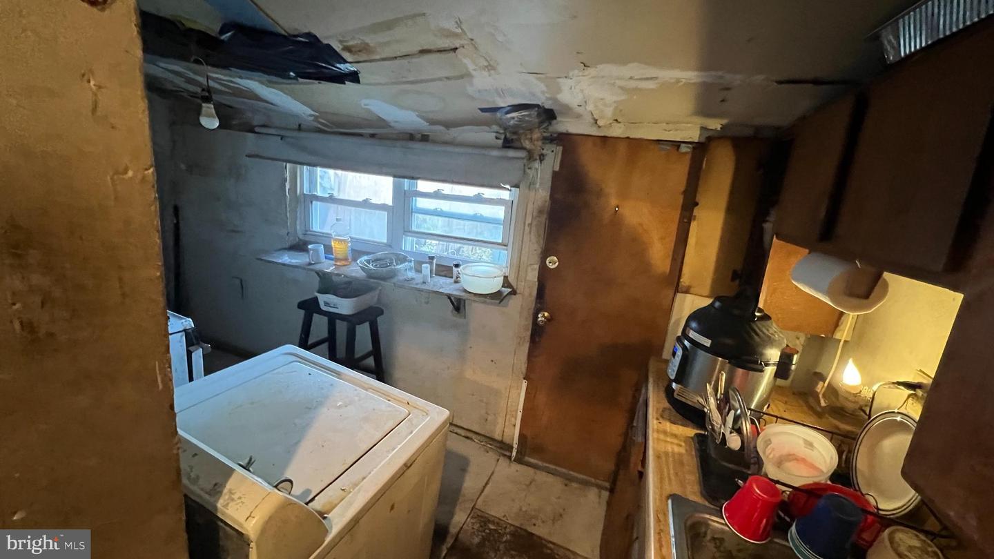 2005 FAIRLAWN AVE SE, WASHINGTON, District Of Columbia 20020, 2 Bedrooms Bedrooms, 3 Rooms Rooms,1 BathroomBathrooms,Residential,For sale,2005 FAIRLAWN AVE SE,DCDC2227164 MLS # DCDC2227164