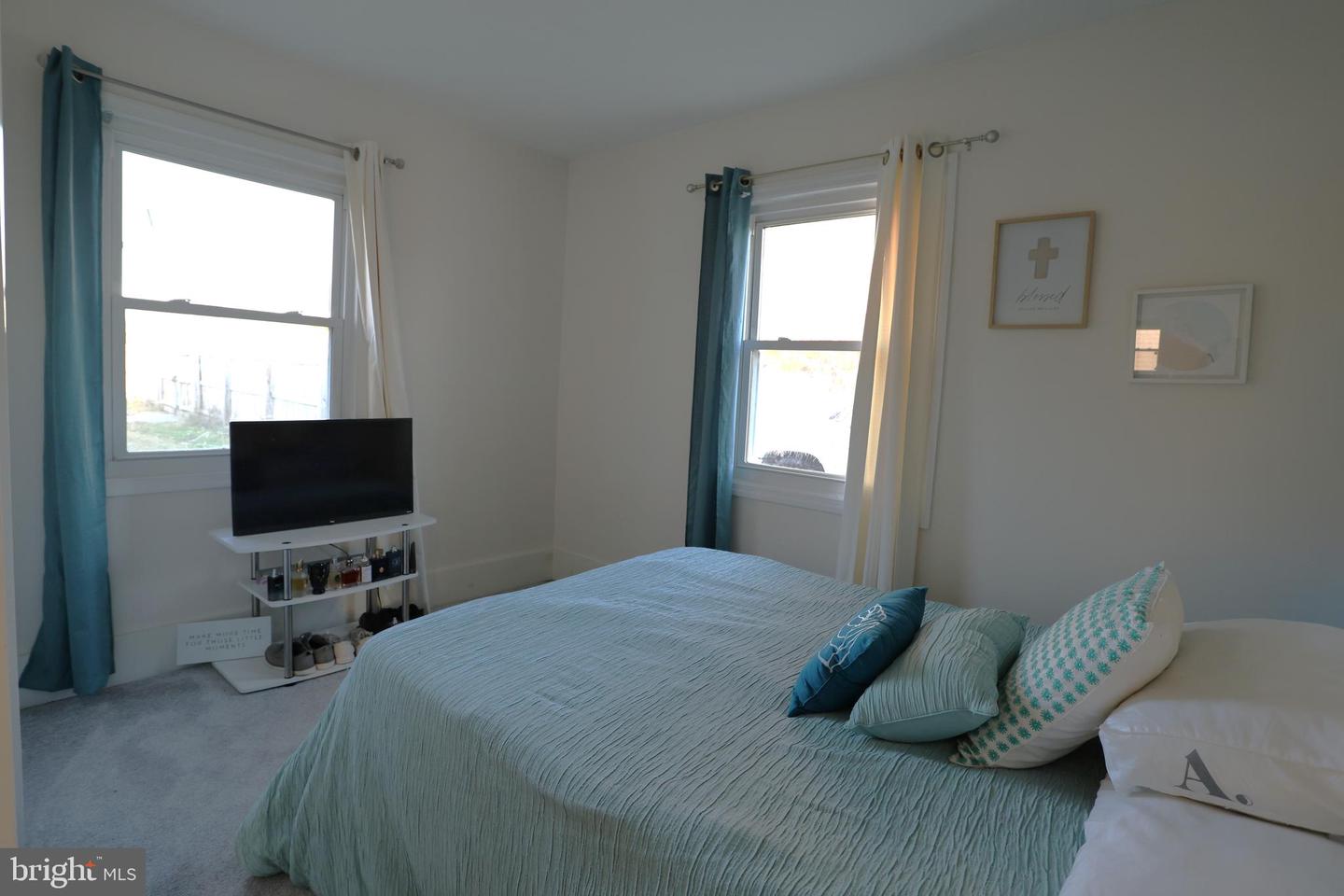 113 HILLCREST DR, FREDERICKSBURG, Virginia 22401, 3 Bedrooms Bedrooms, ,1 BathroomBathrooms,Residential,For sale,113 HILLCREST DR,VAFB2009206 MLS # VAFB2009206 113 HILLCREST DR, FREDERICKSBURG, Virginia 22401, 3 Bedrooms Bedrooms, ,1 BathroomBathrooms,Residential,For sale,113 HILLCREST DR,VAFB2009206 MLS # VAFB2009206