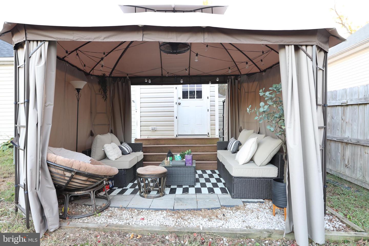 113 HILLCREST DR, FREDERICKSBURG, Virginia 22401, 3 Bedrooms Bedrooms, ,1 BathroomBathrooms,Residential,For sale,113 HILLCREST DR,VAFB2009206 MLS # VAFB2009206 113 HILLCREST DR, FREDERICKSBURG, Virginia 22401, 3 Bedrooms Bedrooms, ,1 BathroomBathrooms,Residential,For sale,113 HILLCREST DR,VAFB2009206 MLS # VAFB2009206