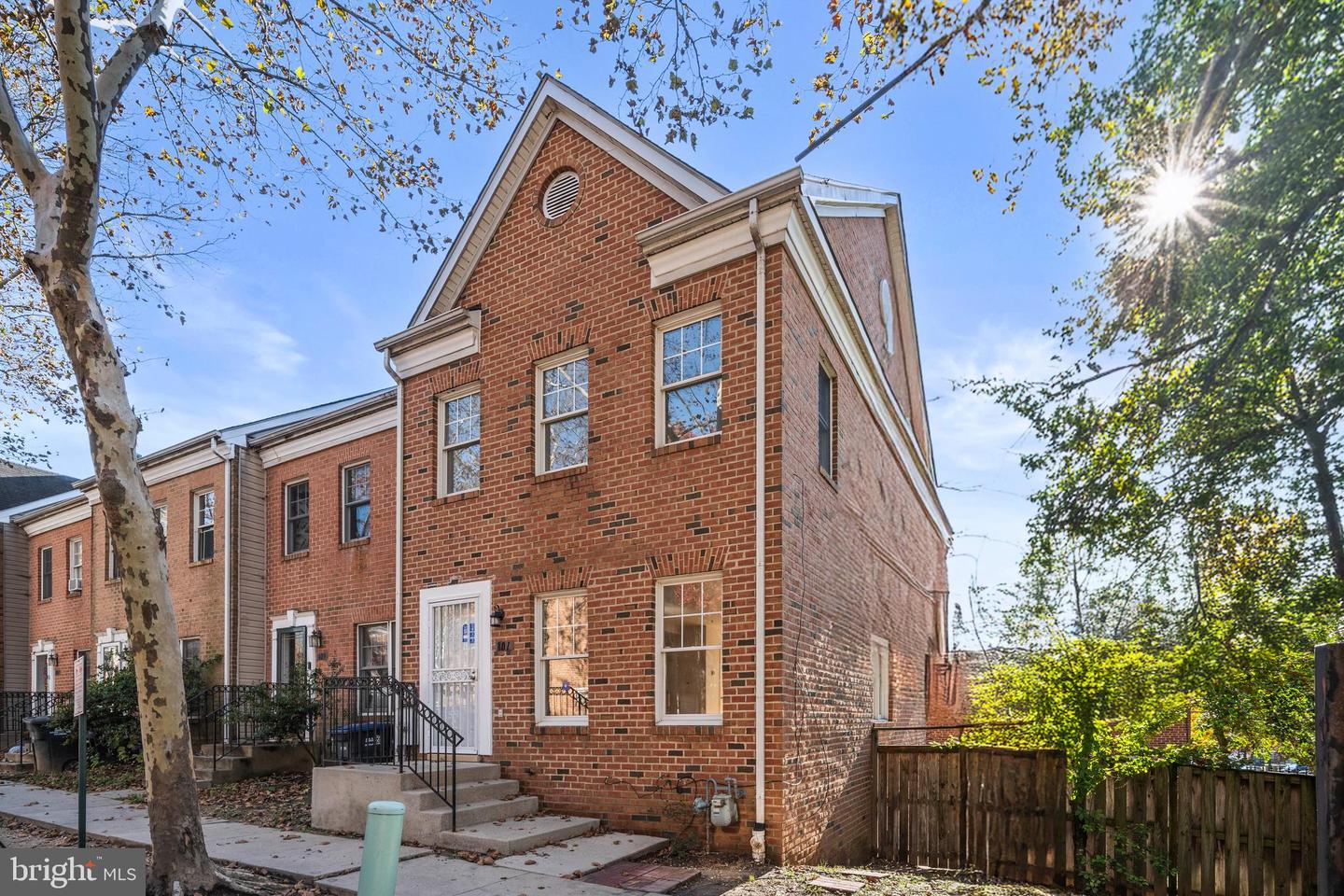 801 HR DR SE, WASHINGTON, District Of Columbia 20032, 3 Bedrooms Bedrooms, ,2 BathroomsBathrooms,Residential,For sale,801 HR DR SE,DCDC2229742 MLS # DCDC2229742