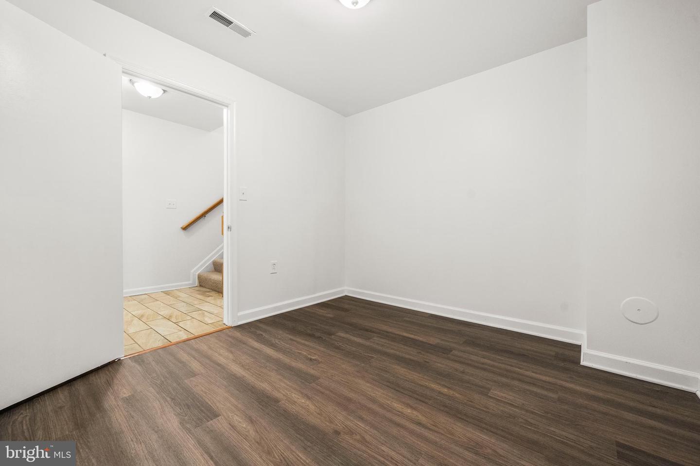 801 HR DR SE, WASHINGTON, District Of Columbia 20032, 3 Bedrooms Bedrooms, ,2 BathroomsBathrooms,Residential,For sale,801 HR DR SE,DCDC2229742 MLS # DCDC2229742