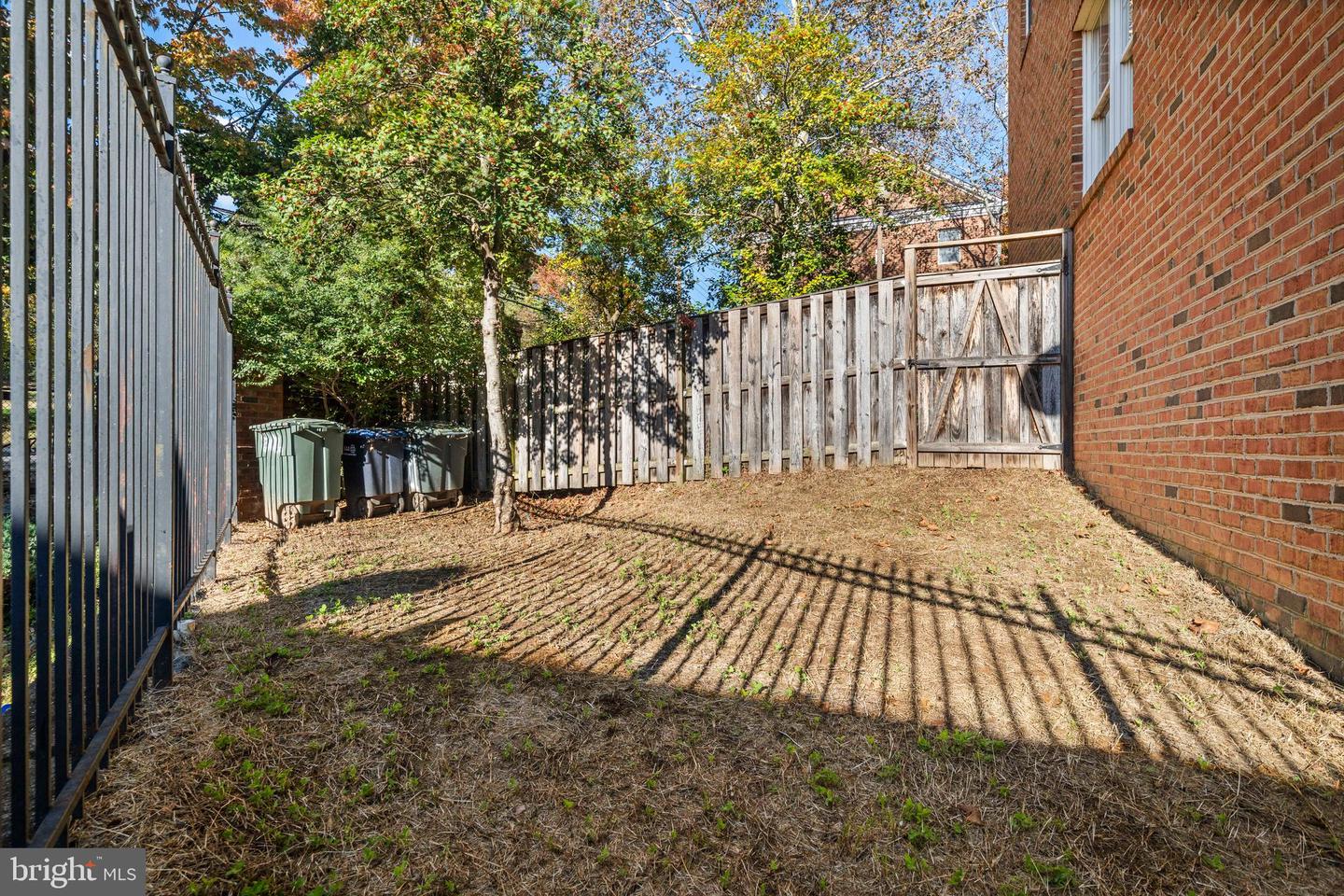 801 HR DR SE, WASHINGTON, District Of Columbia 20032, 3 Bedrooms Bedrooms, ,2 BathroomsBathrooms,Residential,For sale,801 HR DR SE,DCDC2229742 MLS # DCDC2229742