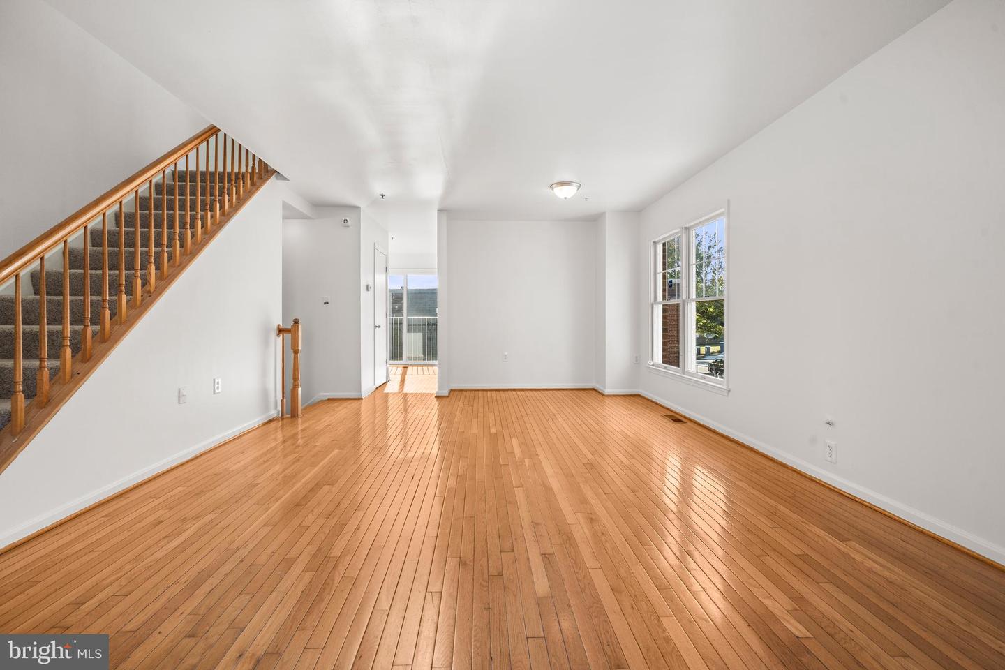 801 HR DR SE, WASHINGTON, District Of Columbia 20032, 3 Bedrooms Bedrooms, ,2 BathroomsBathrooms,Residential,For sale,801 HR DR SE,DCDC2229742 MLS # DCDC2229742