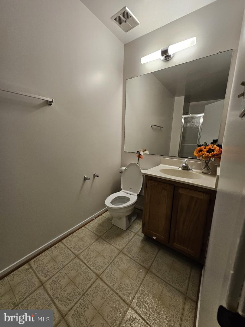 8902 WAITES WAY, LORTON, Virginia 22079, 3 Bedrooms Bedrooms, ,1 BathroomBathrooms,Residential,For sale,8902 WAITES WAY,VAFX2277962 MLS # VAFX2277962