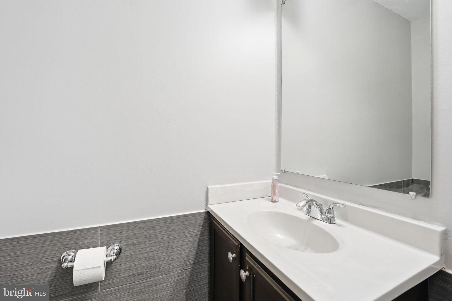 8514 CHARNWOOD CT, MANASSAS, Virginia 20111, 3 Bedrooms Bedrooms, ,3 BathroomsBathrooms,Residential,For sale,8514 CHARNWOOD CT,VAPW2107434 MLS # VAPW2107434