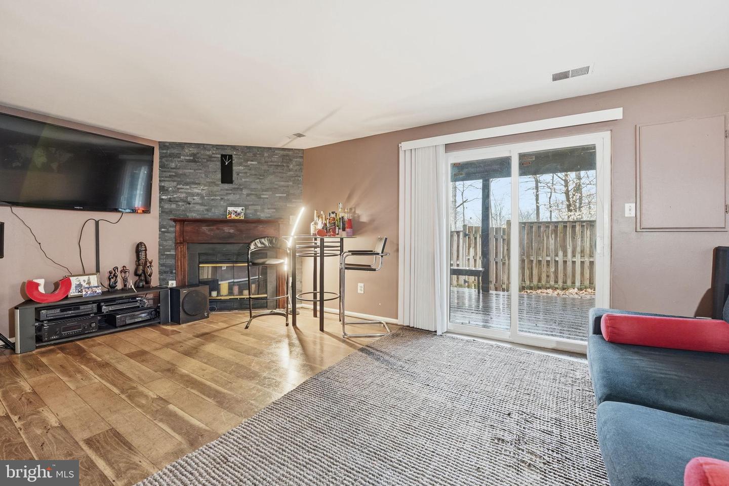 8514 CHARNWOOD CT, MANASSAS, Virginia 20111, 3 Bedrooms Bedrooms, ,3 BathroomsBathrooms,Residential,For sale,8514 CHARNWOOD CT,VAPW2107434 MLS # VAPW2107434