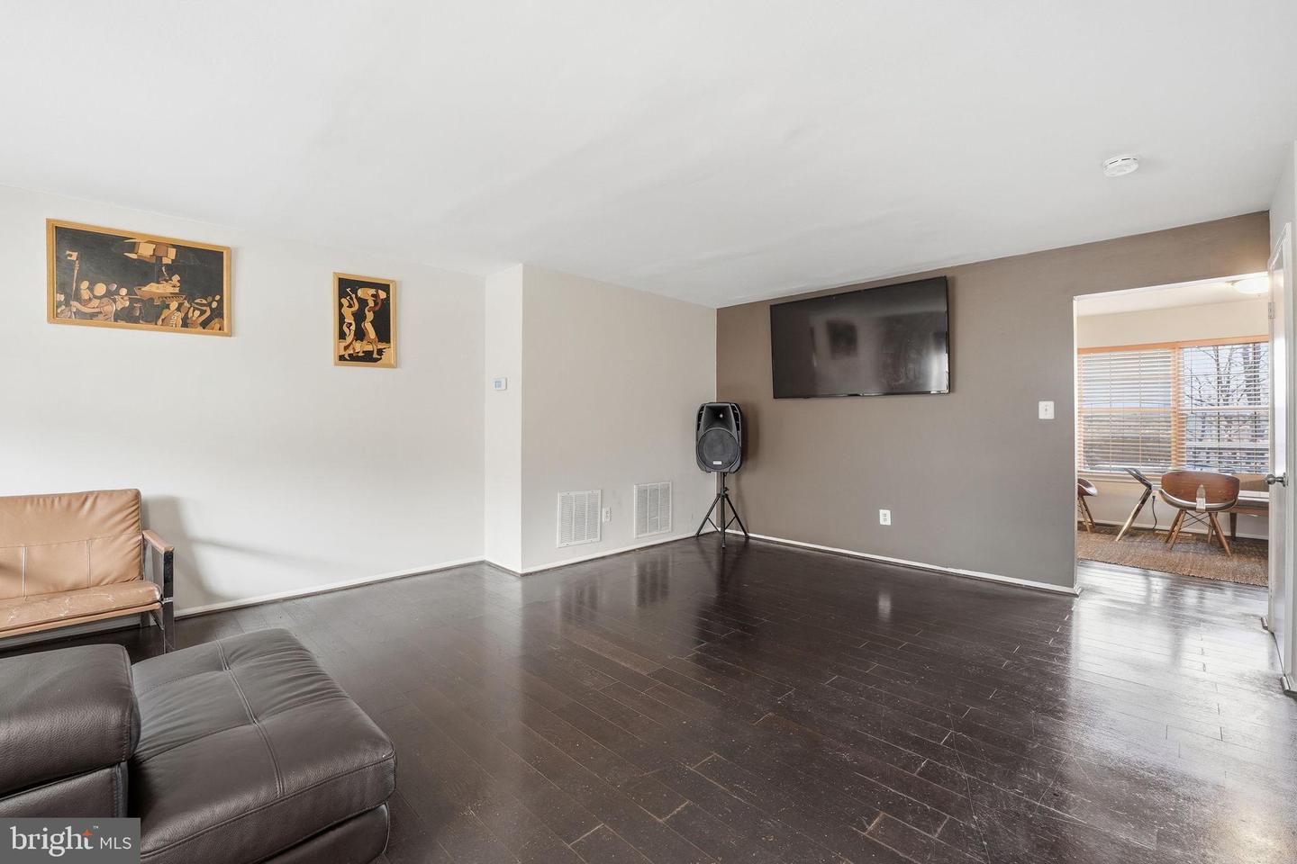 8514 CHARNWOOD CT, MANASSAS, Virginia 20111, 3 Bedrooms Bedrooms, ,3 BathroomsBathrooms,Residential,For sale,8514 CHARNWOOD CT,VAPW2107434 MLS # VAPW2107434